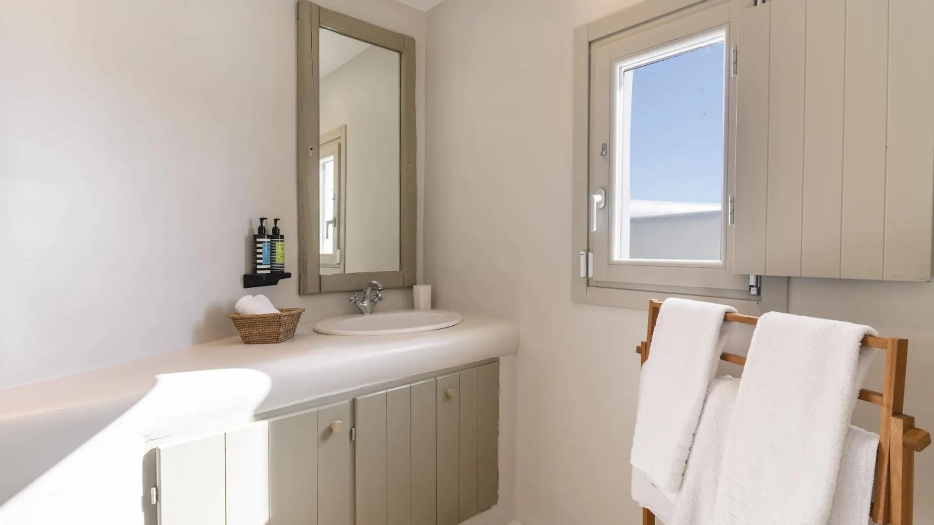 Villa Thalia - 4 Bdrm - Mykonos Town In 200M - Mg Villas 0*,