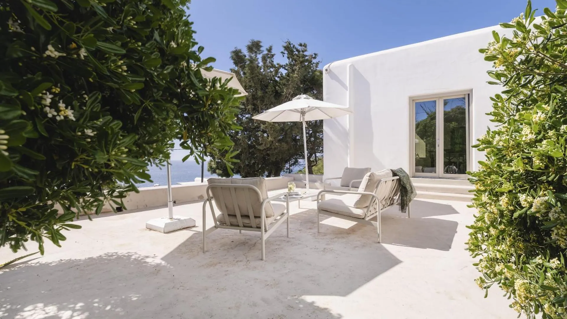 Villa Thalia - 4 Bdrm - Mykonos Town In 200M - Mg Villas Grecia